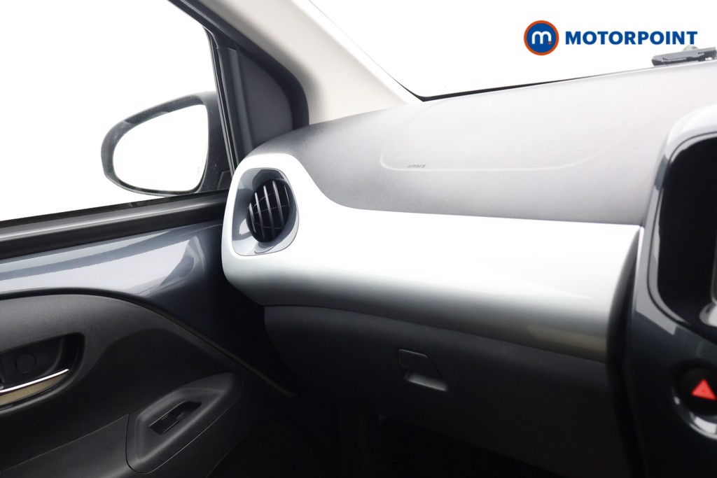 Used Toyota AYGO 2016 for sale - 76985099: Photo 18