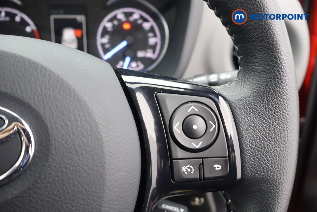 Used Toyota Yaris 2019 for sale - 76255611: Photo 11