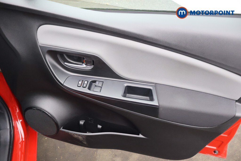 Used Toyota Yaris 2019 for sale - 76255611: Photo 22