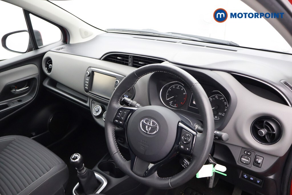 Used Toyota Yaris 2019 for sale - 76255611: Photo 23