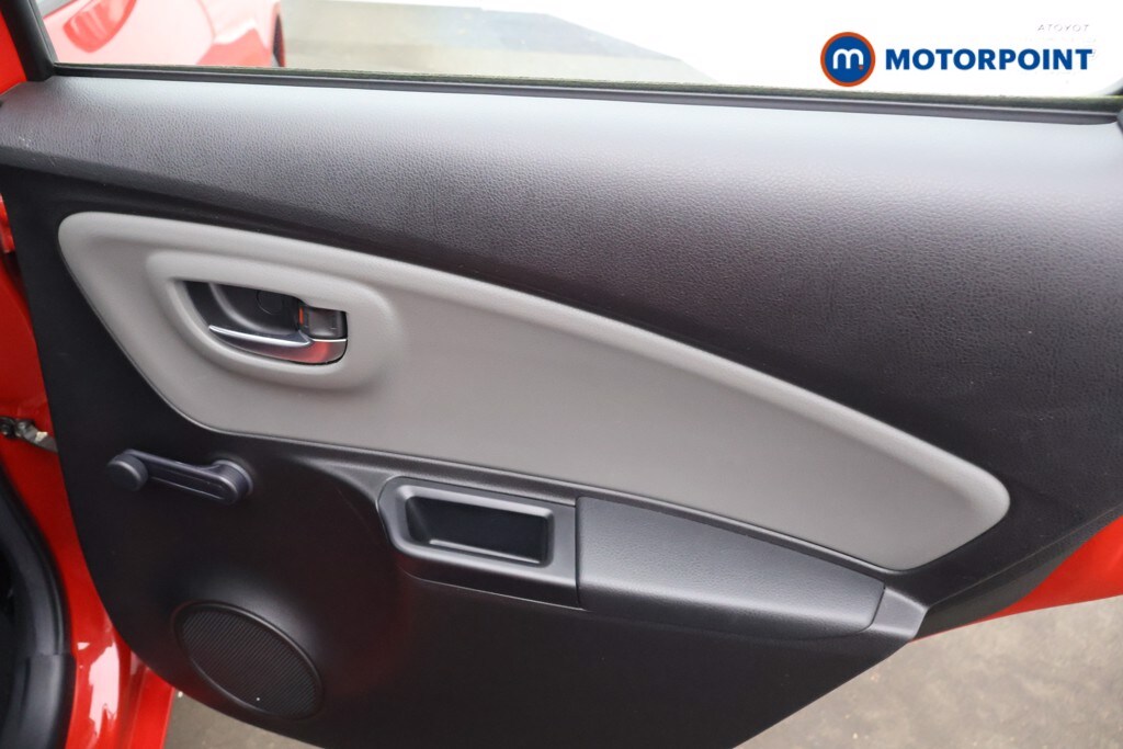 Used Toyota Yaris 2019 for sale - 76255611: Photo 27