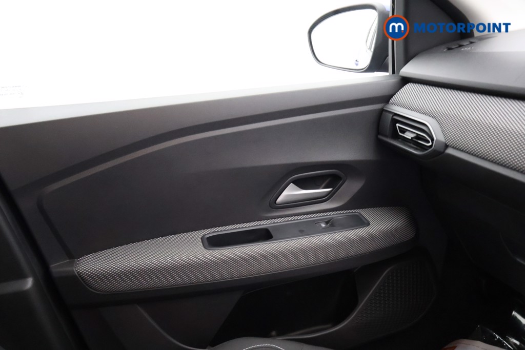 Used Dacia Sandero 2023 for sale - 77932094: Photo 19