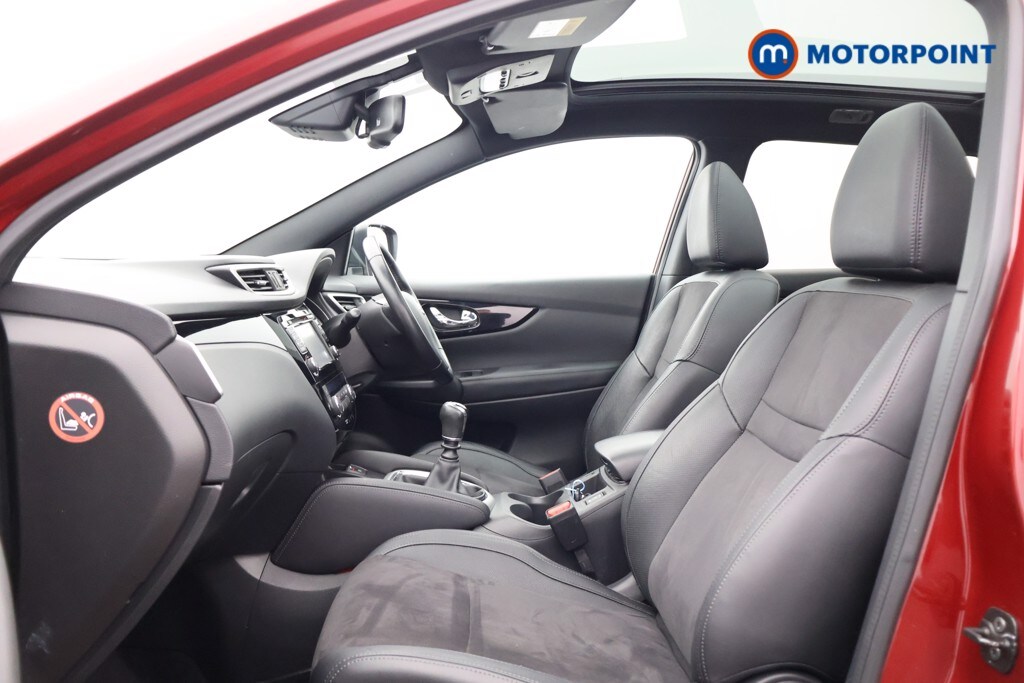 Used Nissan Qashqai 2017 for sale - 76322734: Photo 32
