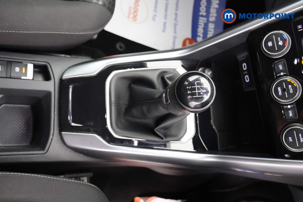 Used Volkswagen T-Roc 2021 for sale - 77128440: Photo 17