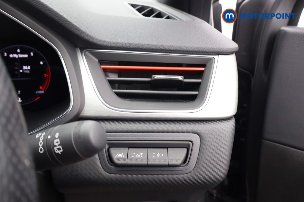 Used Renault Captur 2022 for sale - 76972206: Photo 16