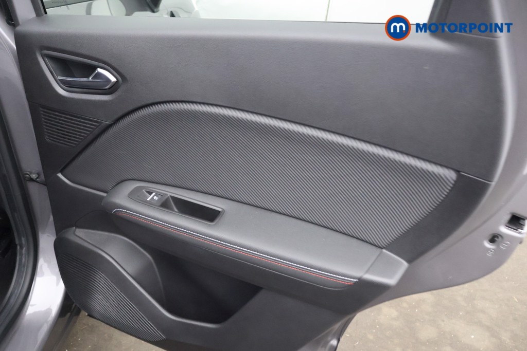 Used Renault Captur 2022 for sale - 76972206: Photo 25