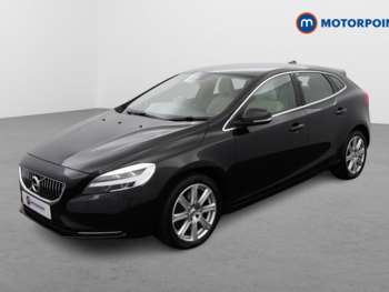 Used Volvo V40 2019 for sale - 75108942: Photo