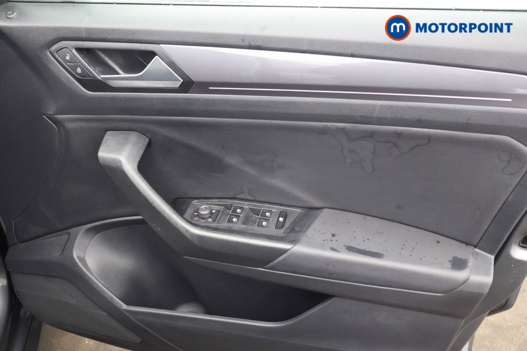 Used Volkswagen T-Roc 2020 for sale - 76405352: Photo 22