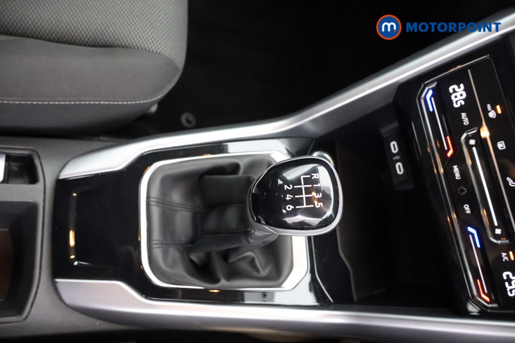 Used Volkswagen T-Roc 2023 for sale - 76603670: Photo 13