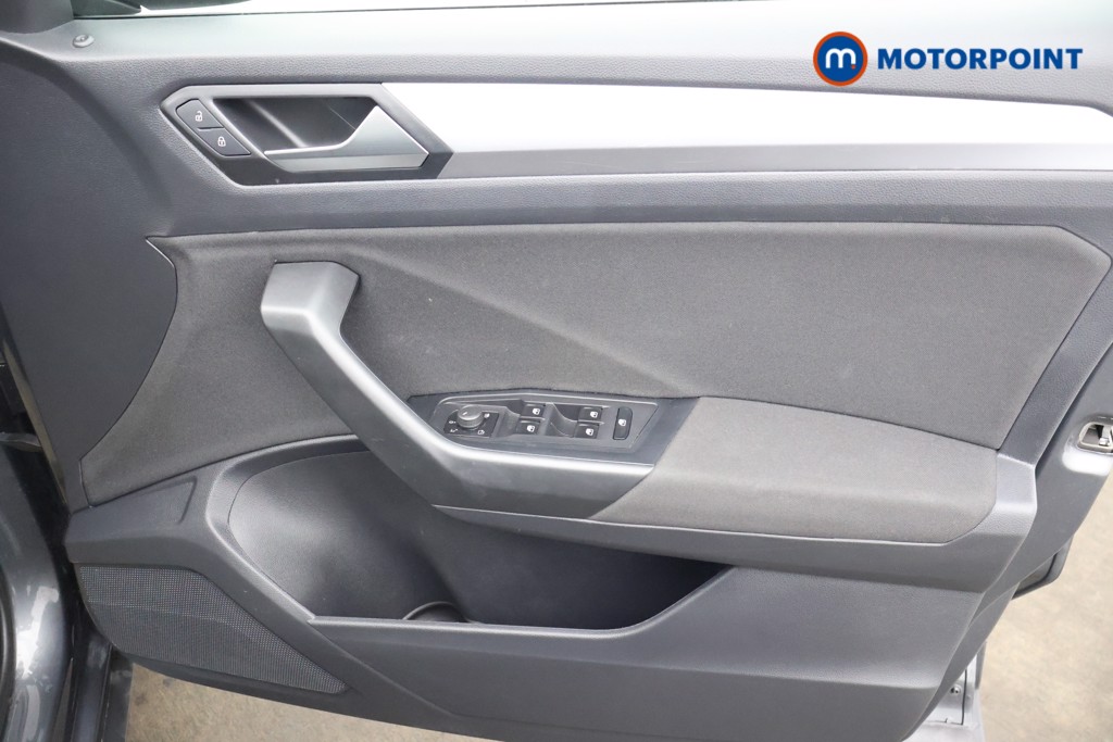 Used Volkswagen T-Roc 2023 for sale - 76603670: Photo 15