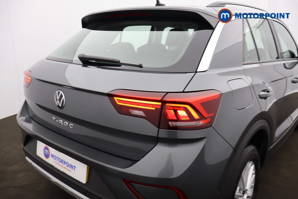 Used Volkswagen T-Roc 2023 for sale - 76603670: Photo 20