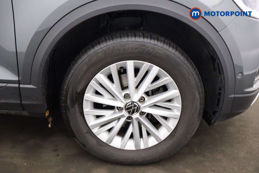 Used Volkswagen T-Roc 2023 for sale - 76603670: Photo 22