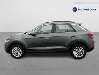 Used Volkswagen T-Roc 2023 for sale - 76603670: Photo