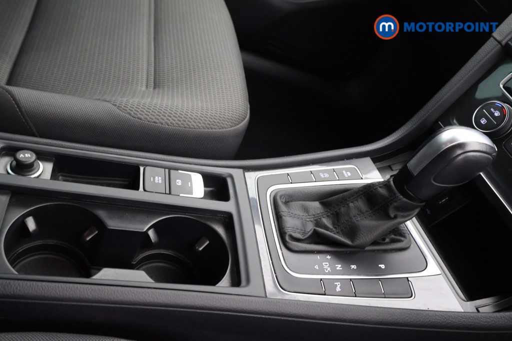 Used Volkswagen Golf 2020 for sale - 76181694: Photo 15
