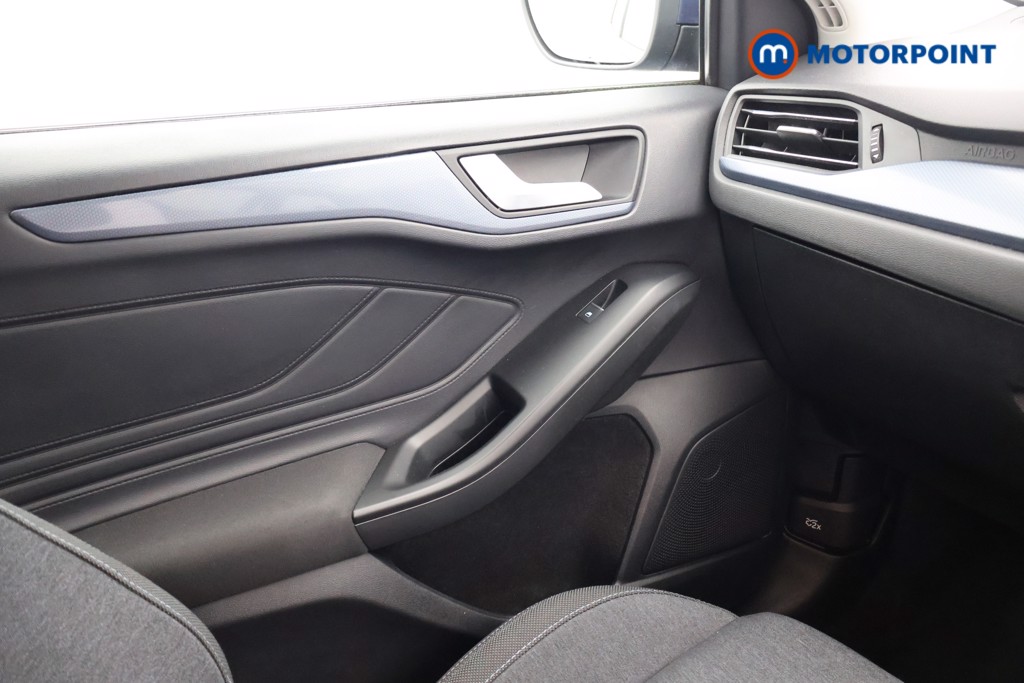 Used Ford Focus 2023 for sale - 76831182: Photo 20