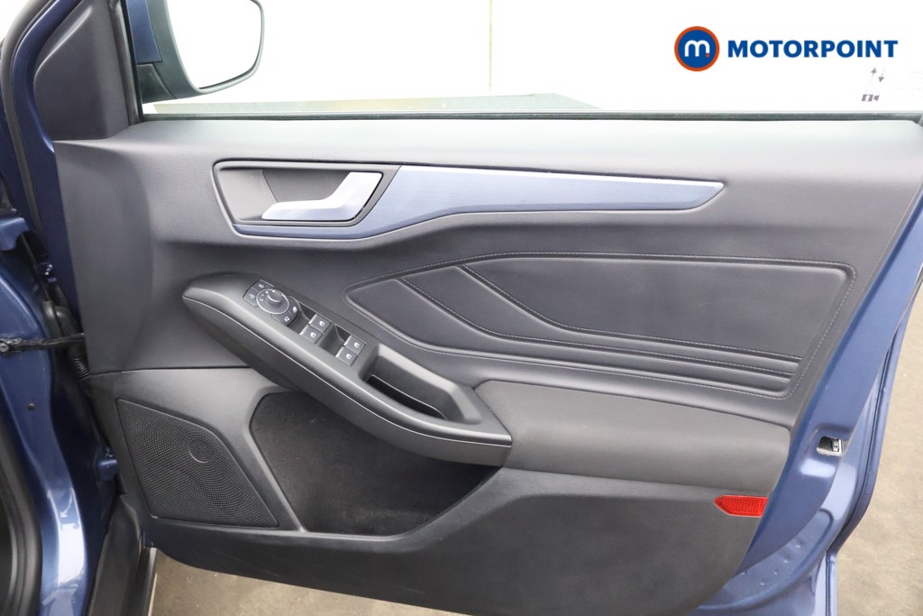 Used Ford Focus 2023 for sale - 76831182: Photo 21