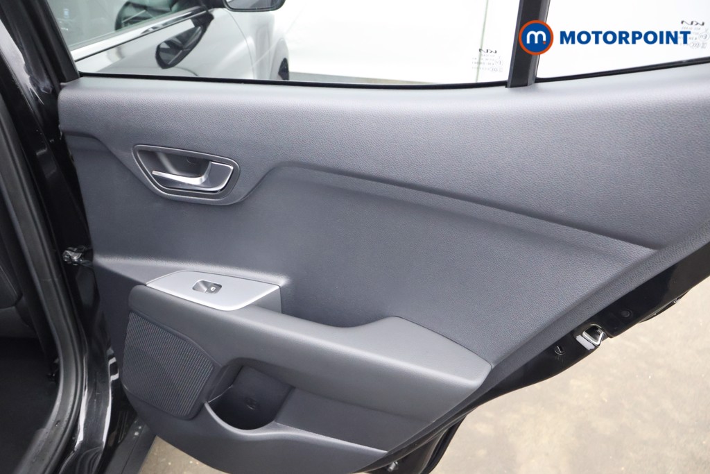 Used Kia Stonic 2025 for sale - 77219817: Photo 29