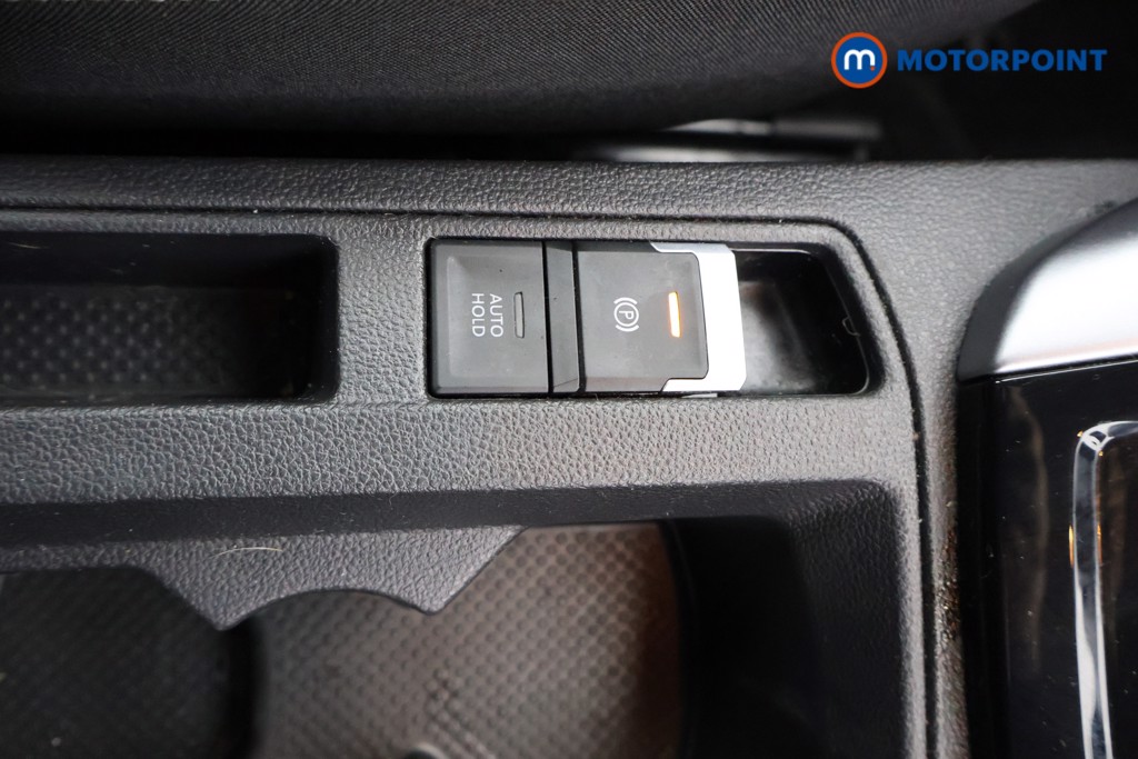 Used Volkswagen T-Roc 2023 for sale - 76569043: Photo 14