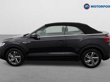 Used Volkswagen T-Roc 2023 for sale - 75066969: Photo
