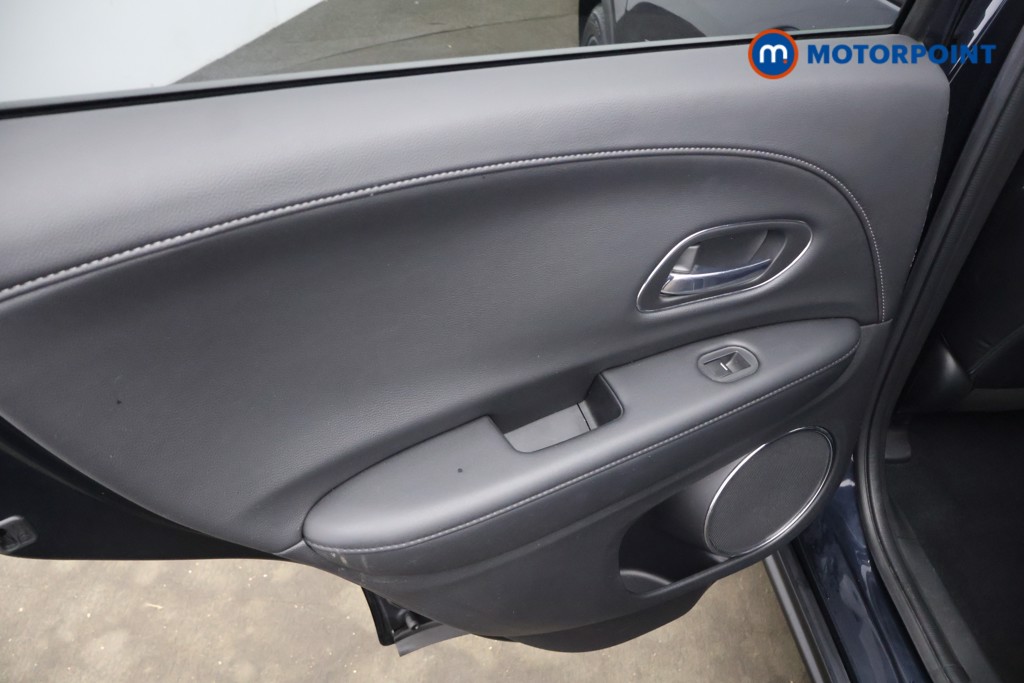 Used Honda HR-V 2019 for sale - 77033879: Photo 25