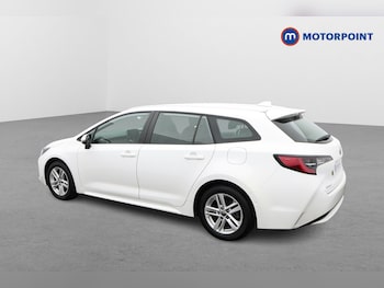 2022 - 1.8 VVT-i Hybrid Icon Tech 5dr CVT