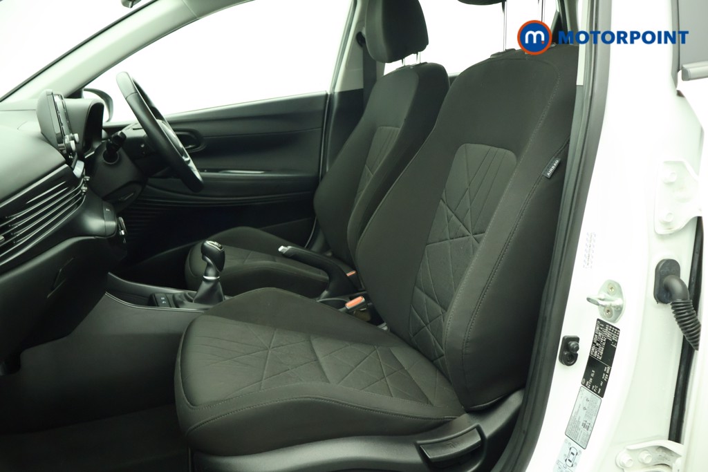 Used Hyundai BAYON 2021 for sale - 76890057: Photo 17