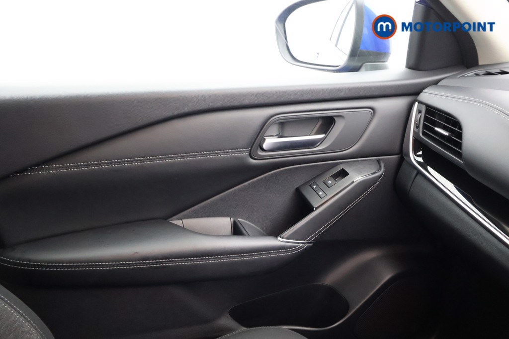 Used Nissan Qashqai for sale - 77023700: Photo 19