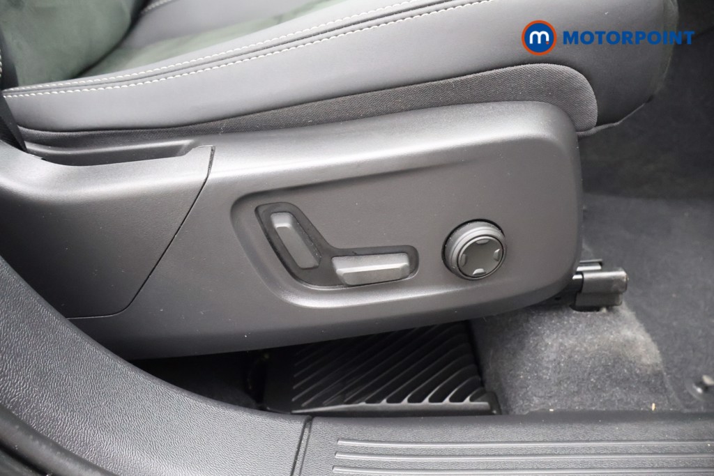 Used Volvo XC40 2023 for sale - 78199534: Photo 26