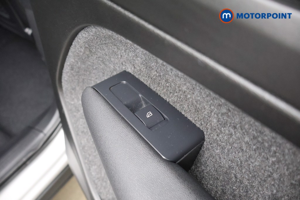 Used Volvo XC40 2023 for sale - 78199534: Photo 33