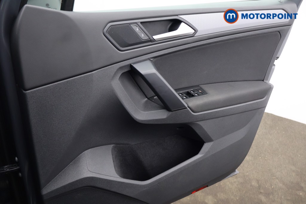 Used Volkswagen Tiguan 2021 for sale - 76895678: Photo 18