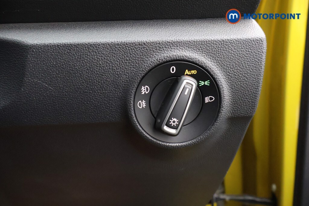 Used Volkswagen T-Roc 2018 for sale - 77760077: Photo 18