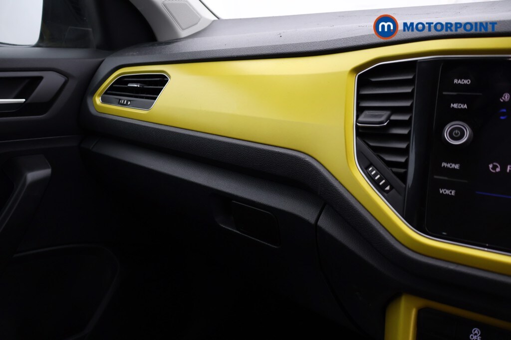 Used Volkswagen T-Roc 2018 for sale - 77760077: Photo 23