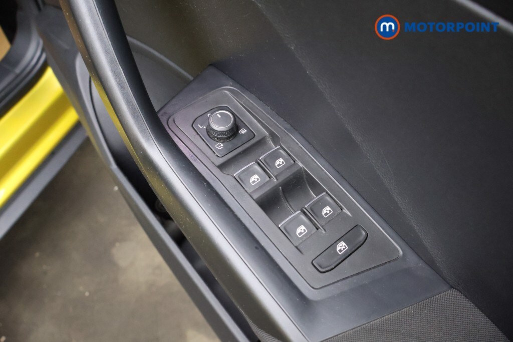 Used Volkswagen T-Roc 2018 for sale - 77760077: Photo 27