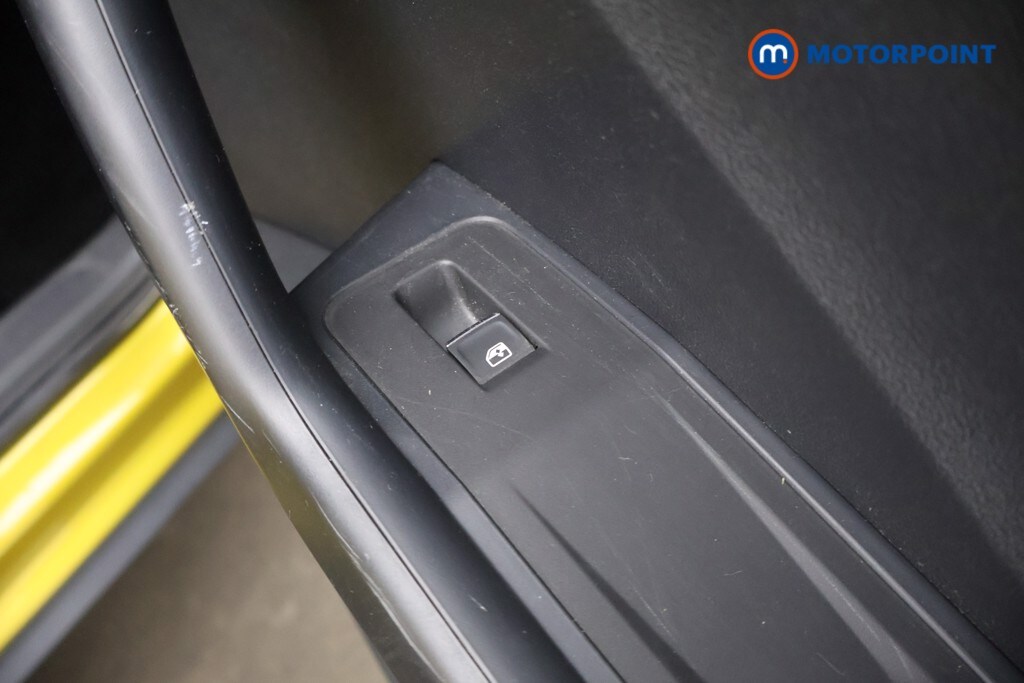 Used Volkswagen T-Roc 2018 for sale - 77760077: Photo 33