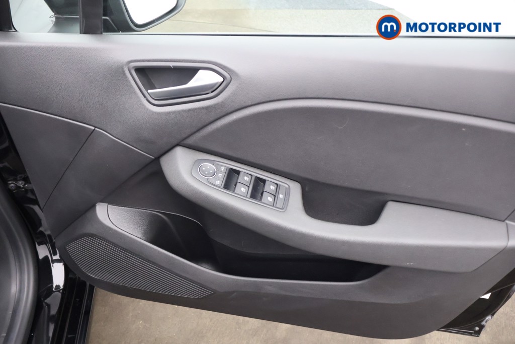 Used Renault Clio 2024 for sale - 76394724: Photo 17