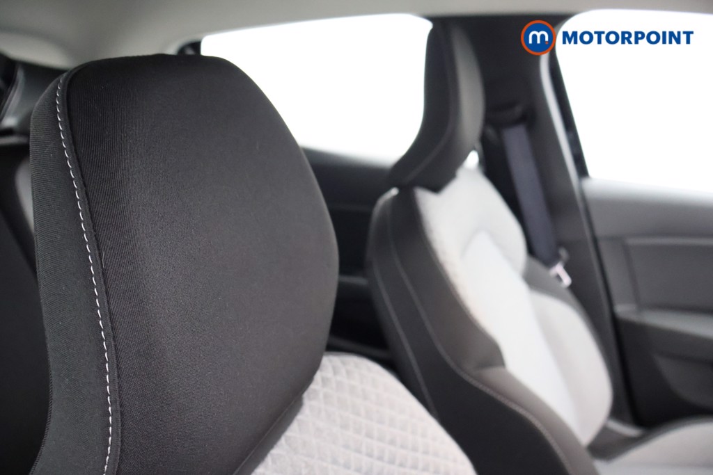 Used Renault Clio 2024 for sale - 76394724: Photo 20