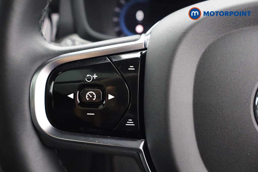 Used Volvo V60 2023 for sale - 76685214: Photo 10