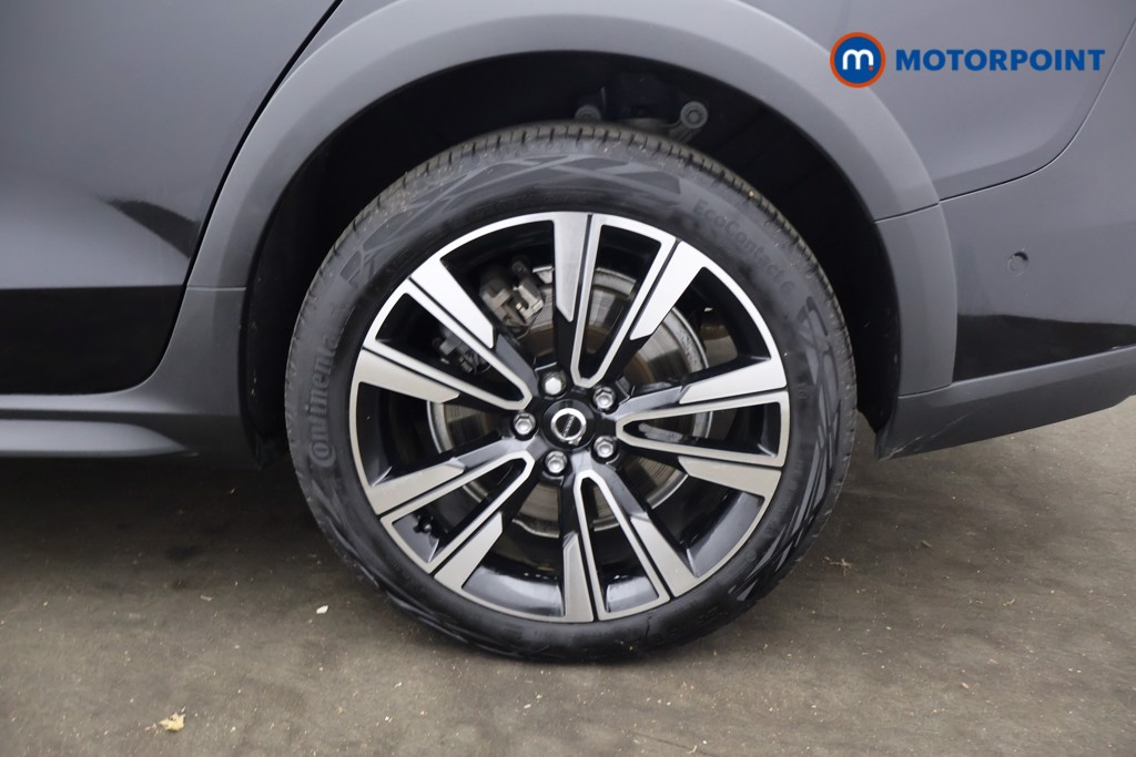 Used Volvo V60 2023 for sale - 76685214: Photo 24