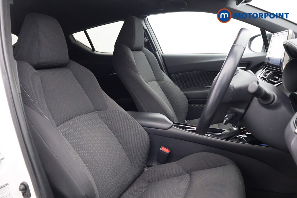 Used Toyota C-HR 2019 for sale - 77641570: Photo 19