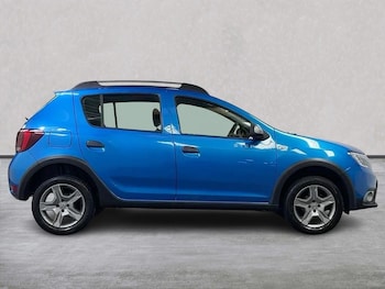 Used Dacia Sandero Stepway 2019 for sale - 78777303: Photo