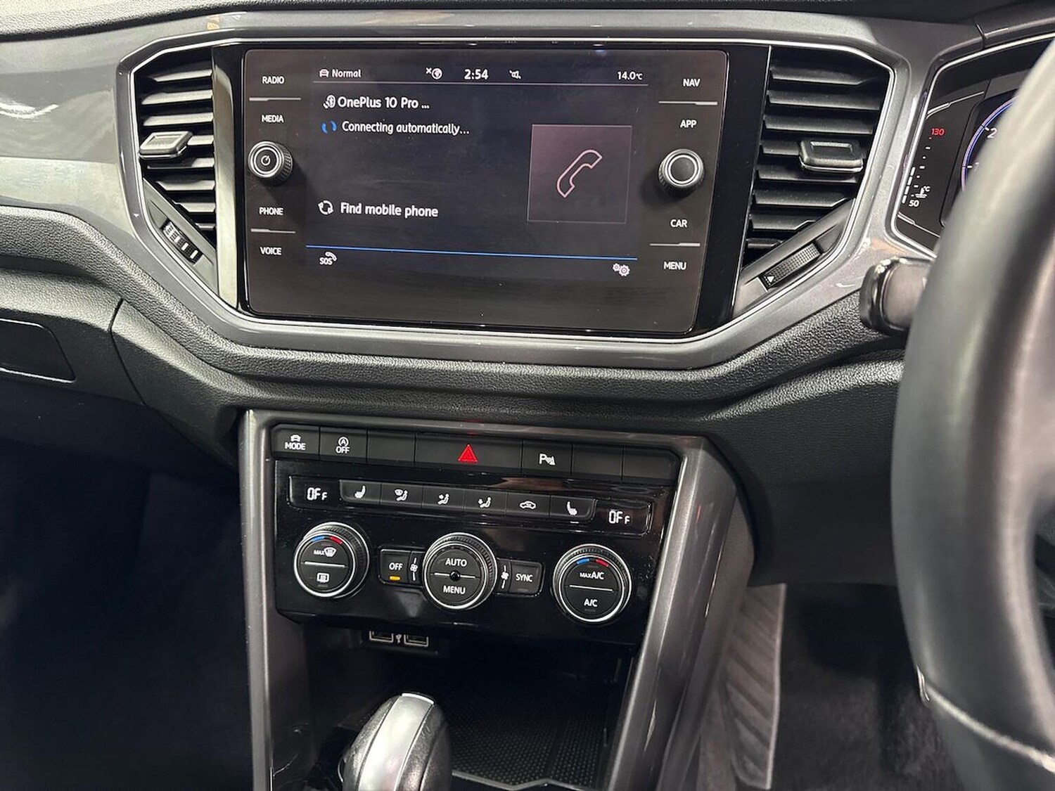 Used Volkswagen T-Roc 2019 for sale - 78193380: Photo 25