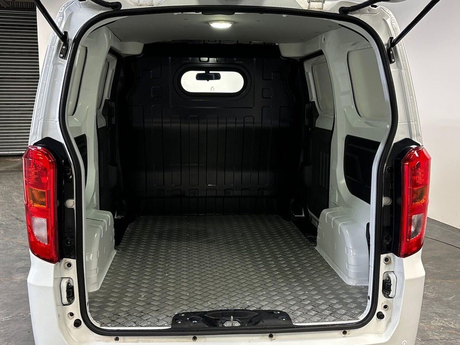 Used BYD ETP3 2024 for sale - 77487514: Photo 17