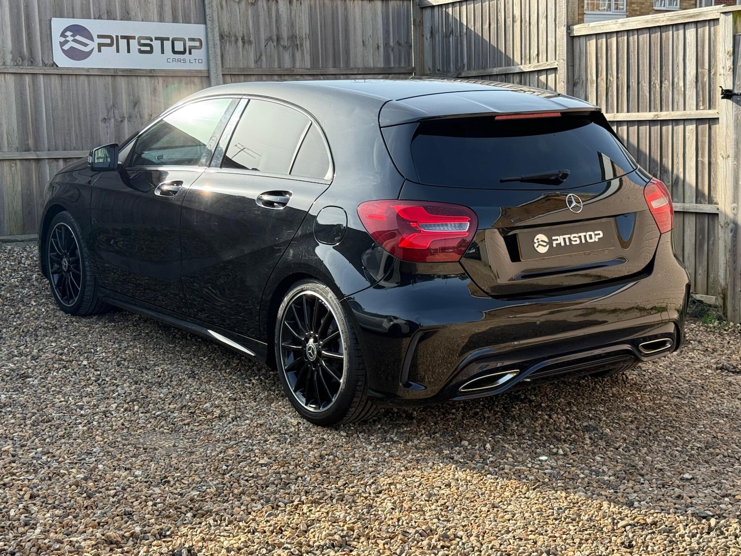 Used Mercedes-Benz A-Class for sale - 77671235: Photo 2