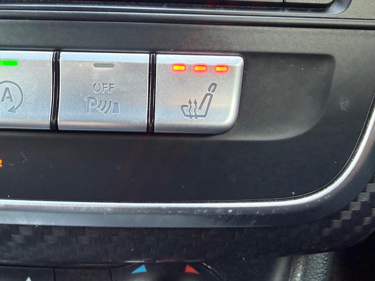 Used Mercedes-Benz A-Class for sale - 77671235: Photo 32