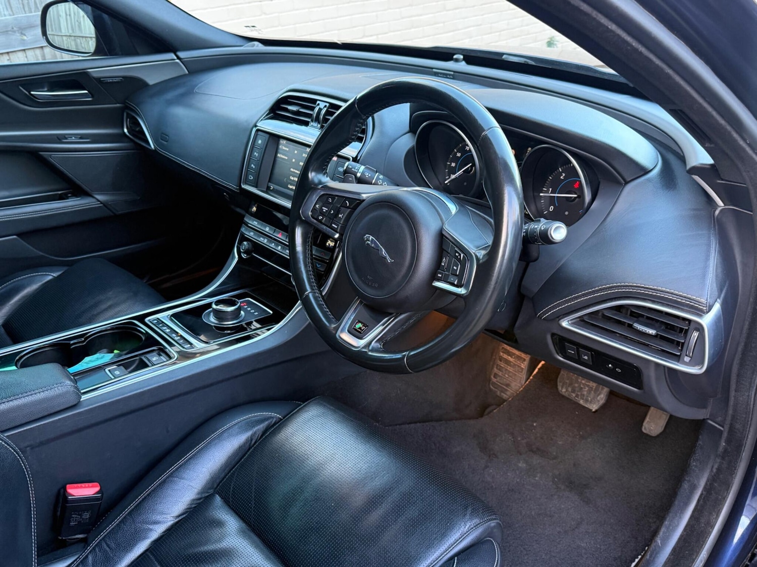 Used Jaguar XE for sale - 77267599: Photo 21