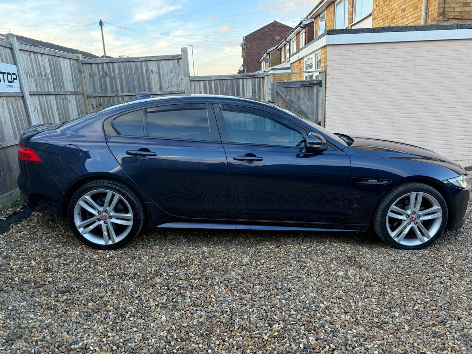 Used Jaguar XE for sale - 77267599: Photo 3