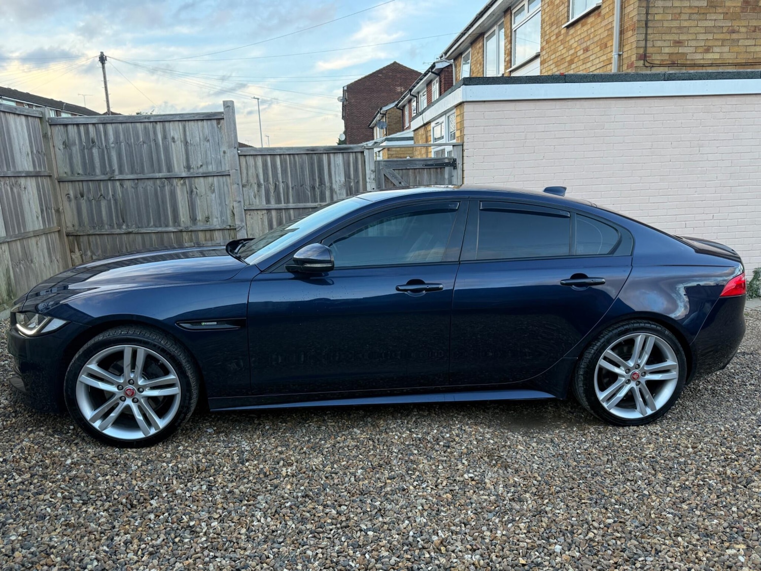 Used Jaguar XE for sale - 77267599: Photo 4