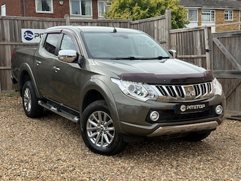 Used Mitsubishi L200 2016 for sale - 76780928: Photo