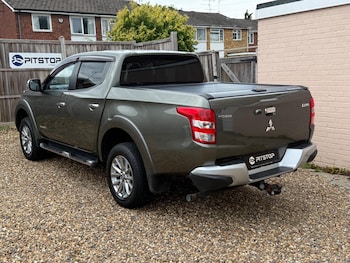 Used Mitsubishi L200 2016 for sale - 76780928: Photo