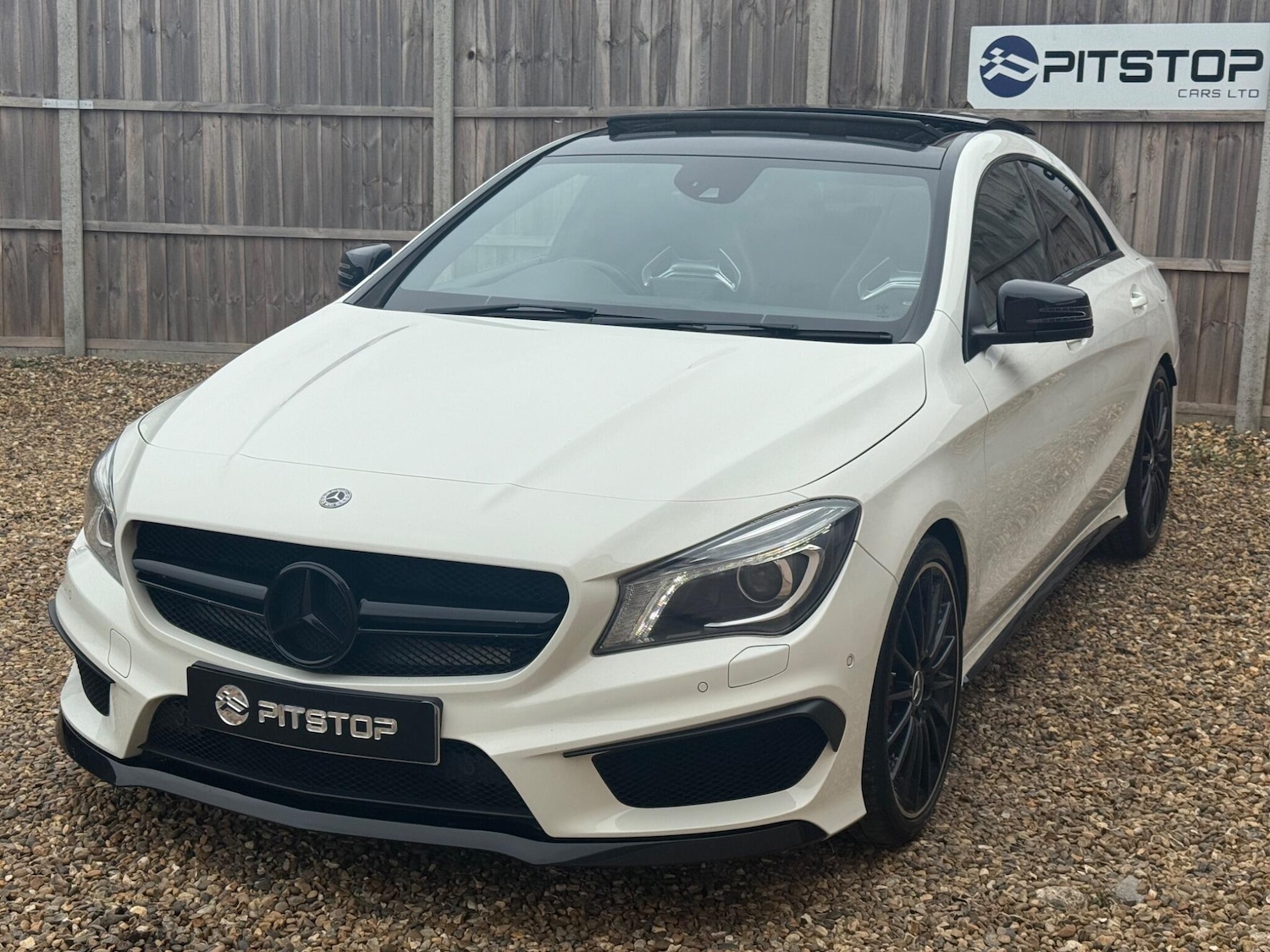 Used Mercedes-Benz CLA 2014 for sale - 76781919: Photo 4